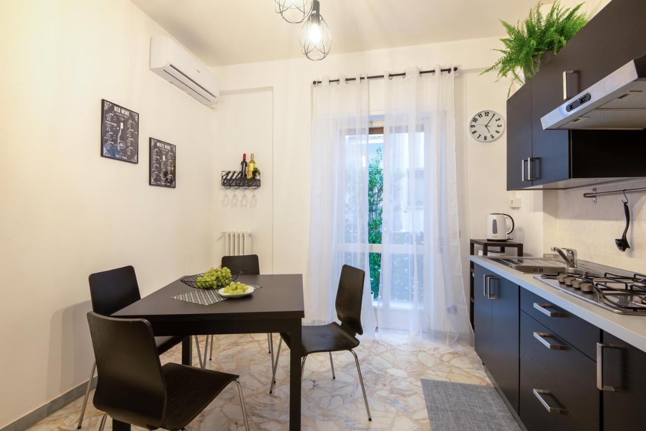 Puglia5Stars Stazione Centrale Umberto I Bari Exterior foto